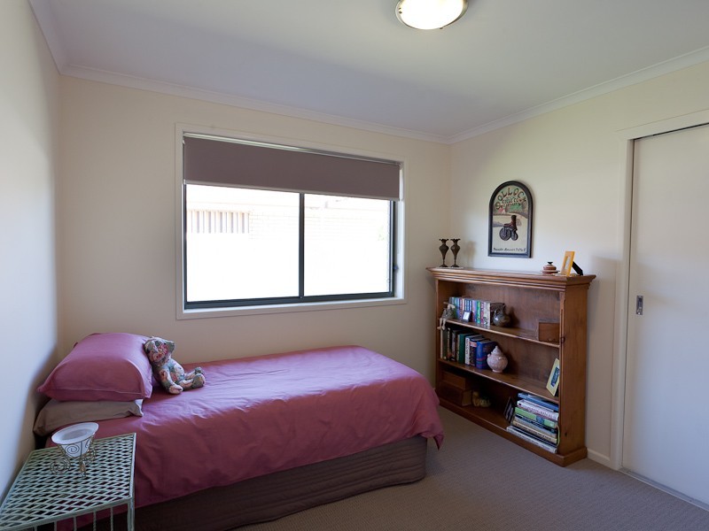 2 Truscott Court, Golden Beach QLD 4551