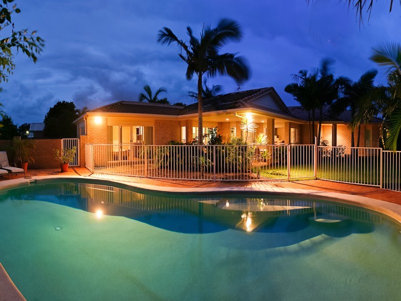 17 Otter Court, Pelican Waters QLD 4551