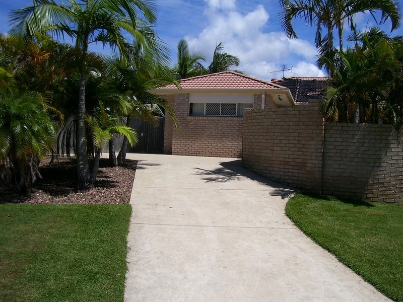 17 Otter Court, Pelican Waters QLD 4551