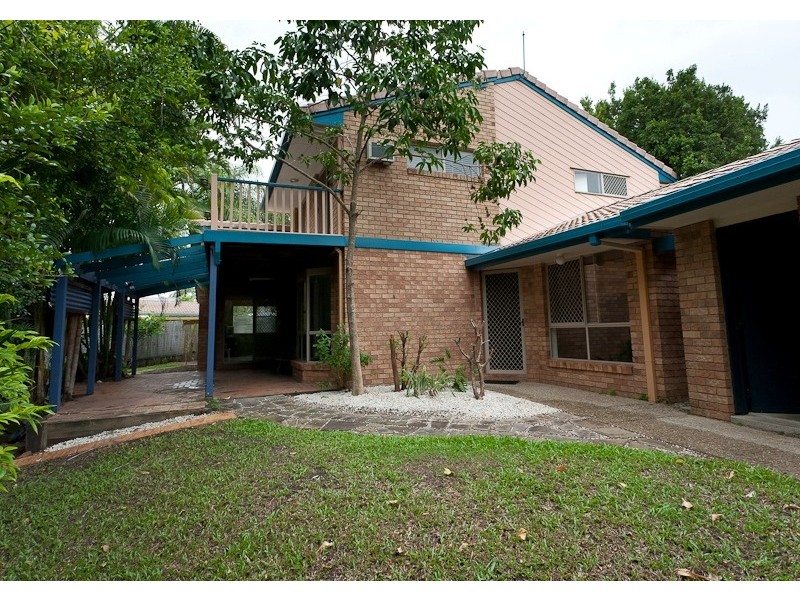 2 Lorinya Court, Battery Hill QLD 4551