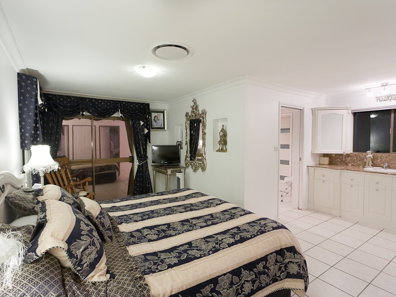 28 Coonang Crescent, Warana QLD 4575