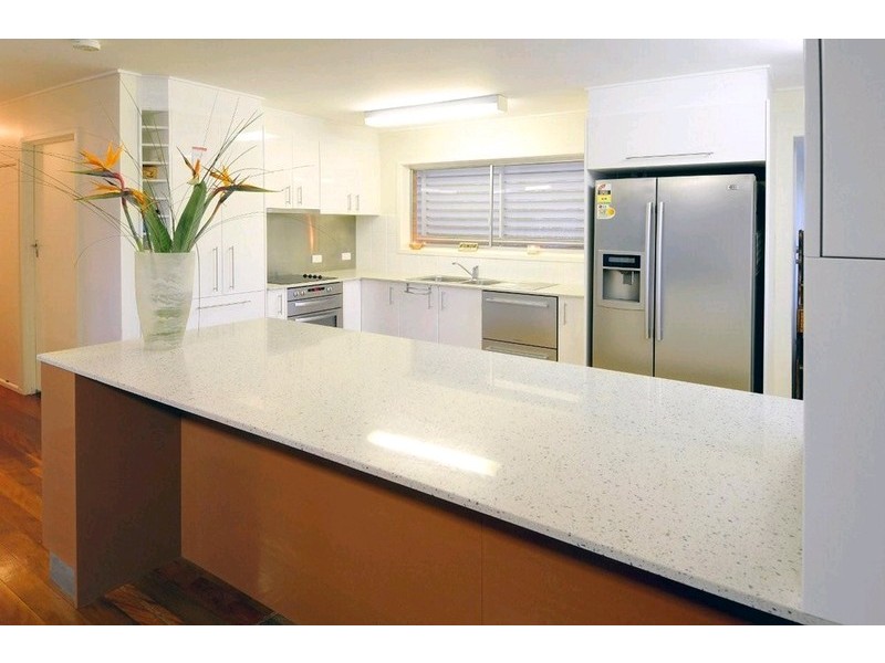 9 Barnett Street, Golden Beach QLD 4551