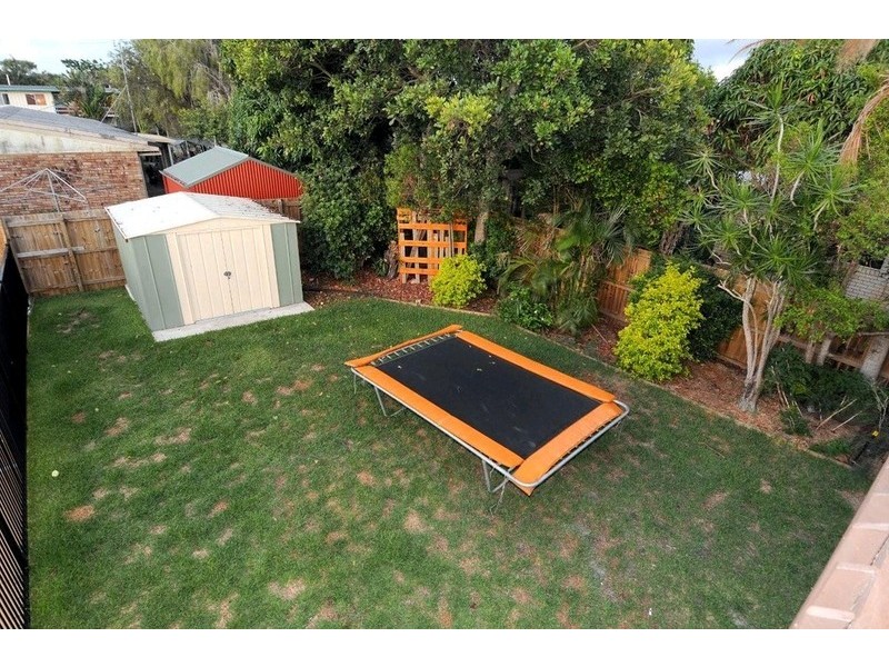 9 Barnett Street, Golden Beach QLD 4551