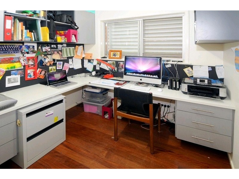 9 Barnett Street, Golden Beach QLD 4551