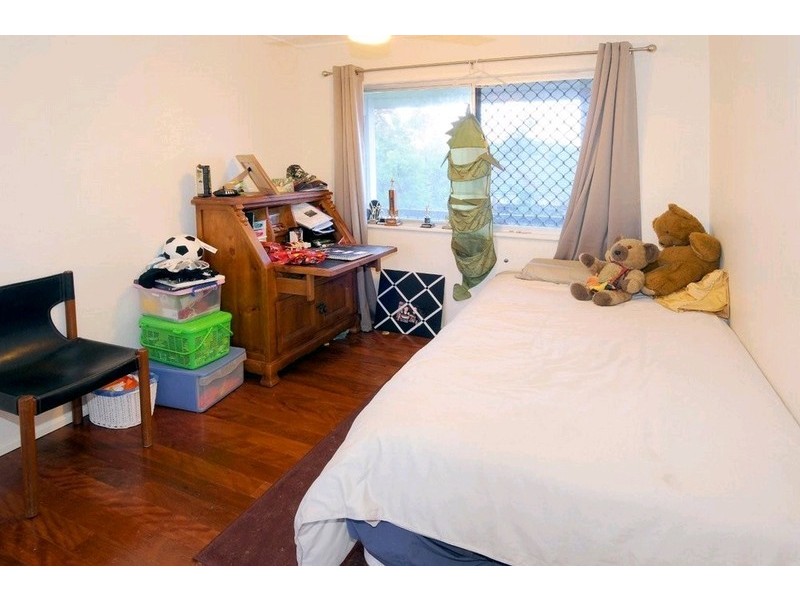 9 Barnett Street, Golden Beach QLD 4551