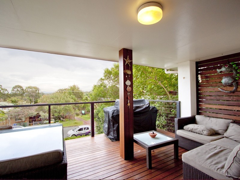 16 Hodgens Street, Caloundra QLD 4551