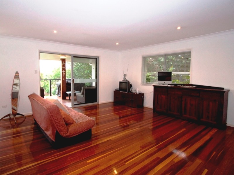 16 Hodgens Street, Caloundra QLD 4551