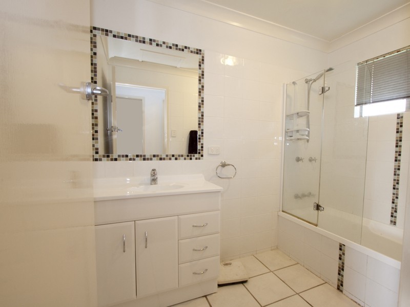 16 Hodgens Street, Caloundra QLD 4551