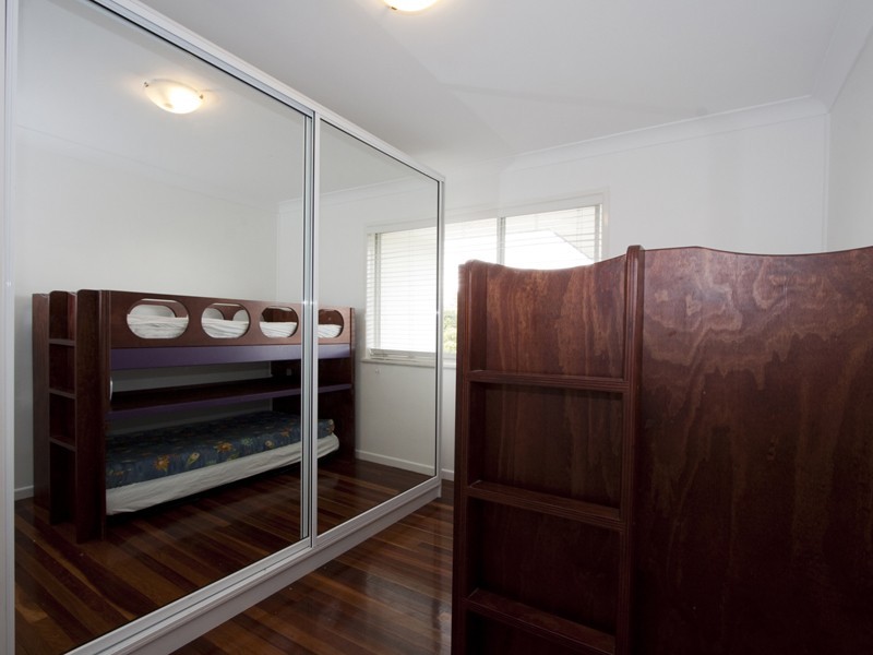 16 Hodgens Street, Caloundra QLD 4551