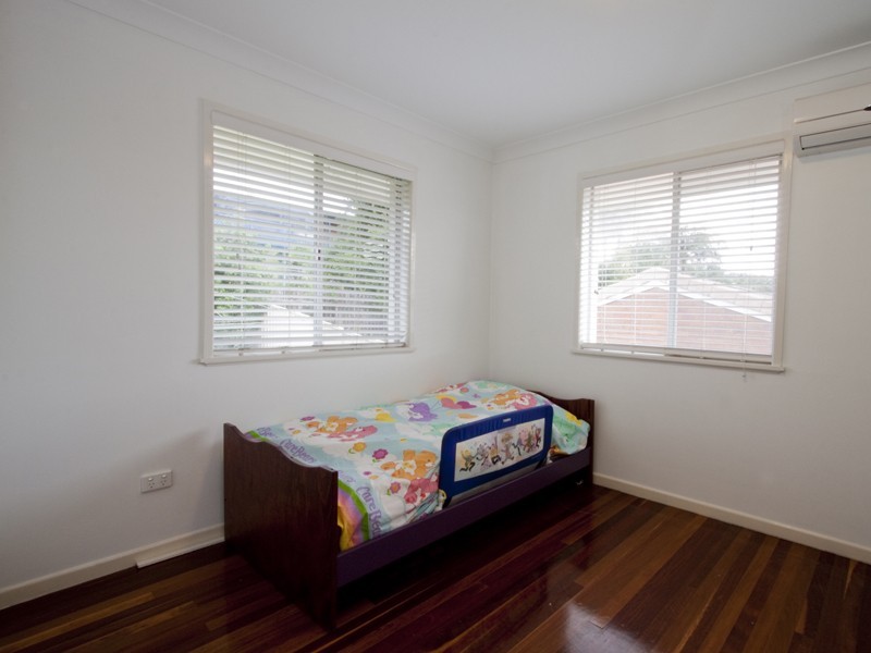 16 Hodgens Street, Caloundra QLD 4551