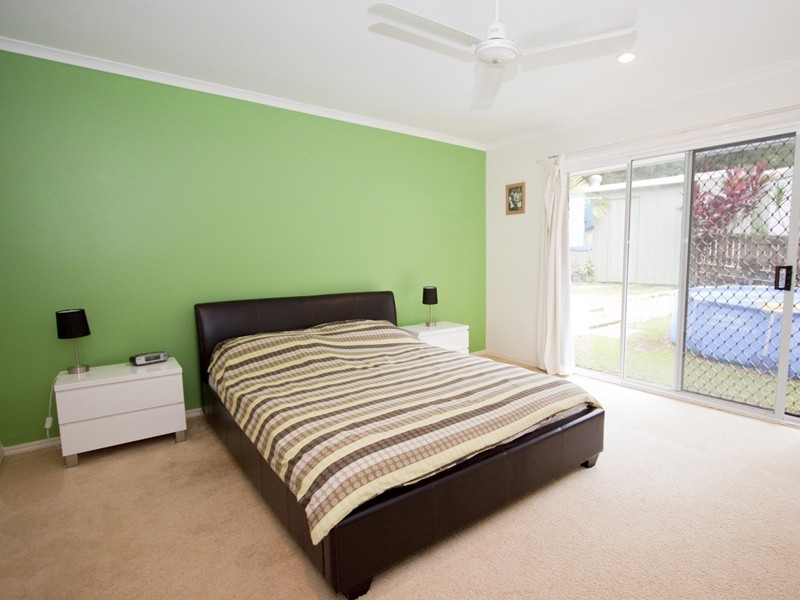 11 Applegum Drive, Little Mountain QLD 4551