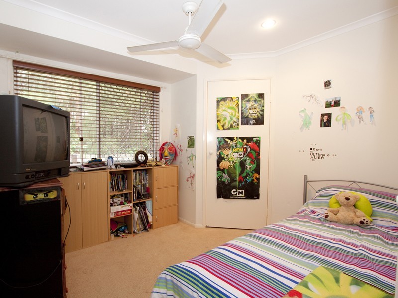 11 Applegum Drive, Little Mountain QLD 4551