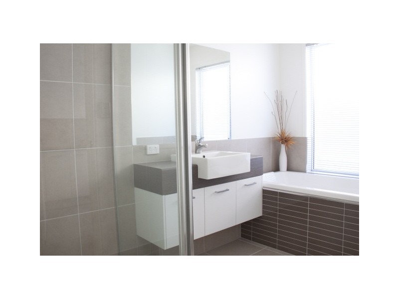 35 Westholme Circuit, Pelican Waters QLD 4551