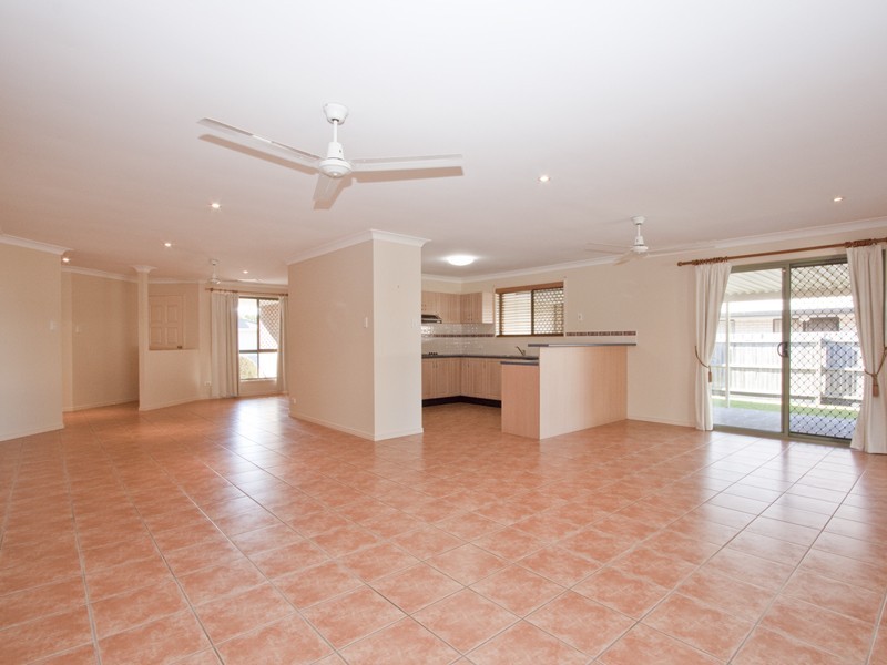 6 Carlisle Street, Caloundra West QLD 4551