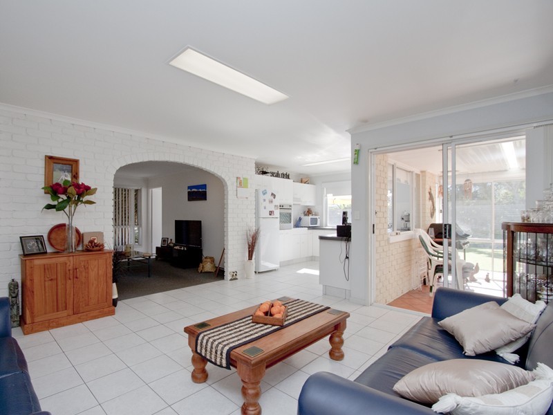 41 Coonang Crescent, Warana QLD 4575