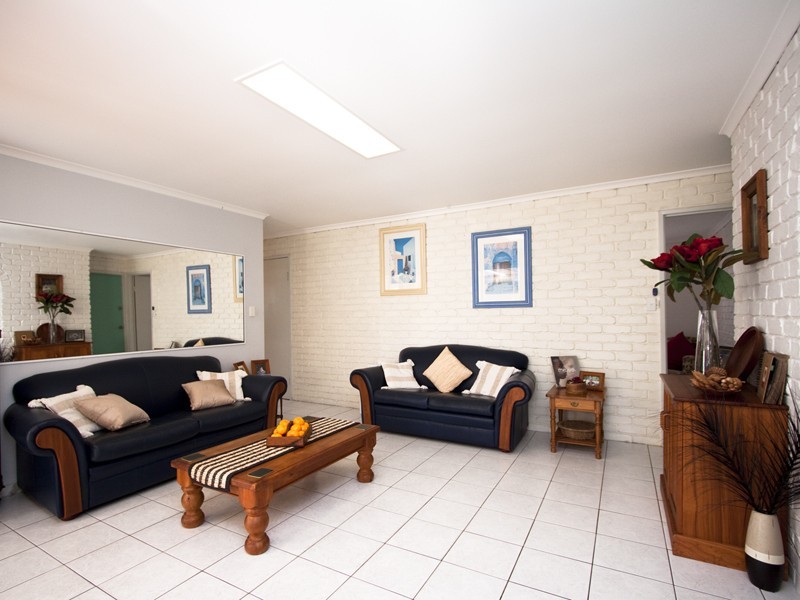 41 Coonang Crescent, Warana QLD 4575