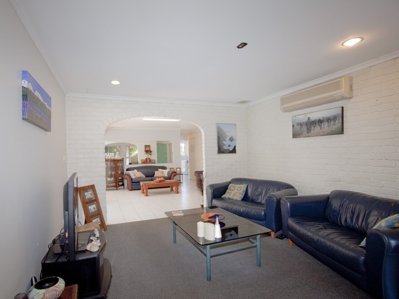 41 Coonang Crescent, Warana QLD 4575