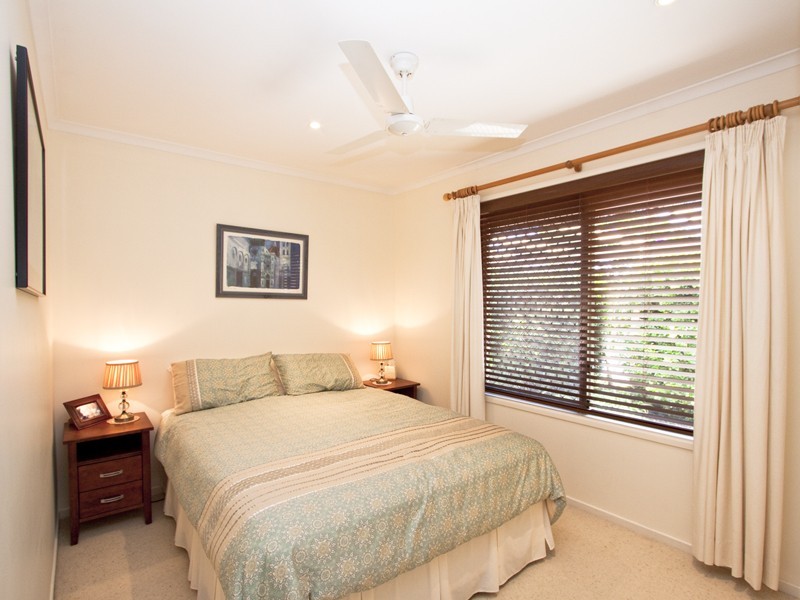 5 Truscott Court, Golden Beach QLD 4551