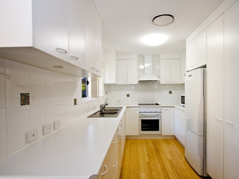 2/111 Westminster Avenue, Golden Beach QLD 4551