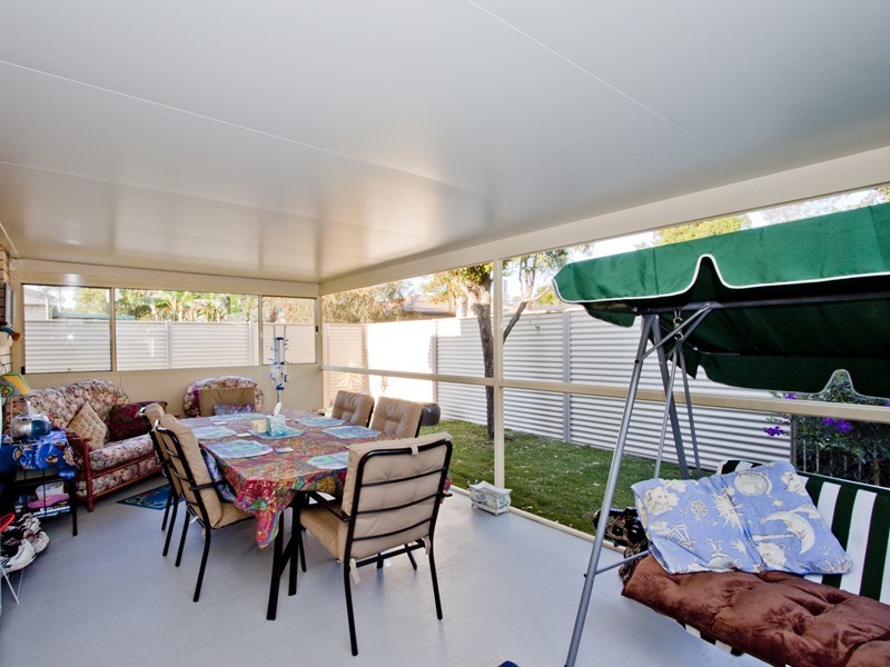 2/111 Westminster Avenue, Golden Beach QLD 4551