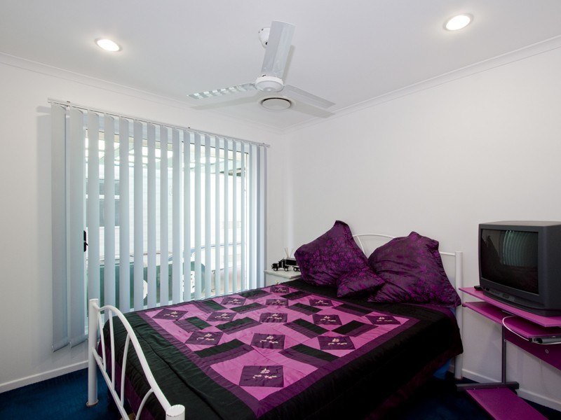 2/111 Westminster Avenue, Golden Beach QLD 4551