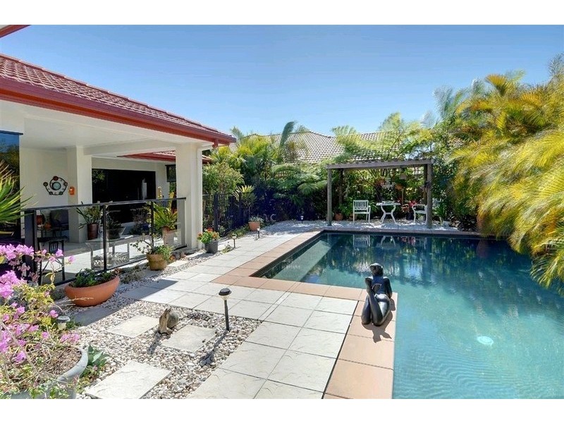 13 Campbellville Circuit, Pelican Waters QLD 4551