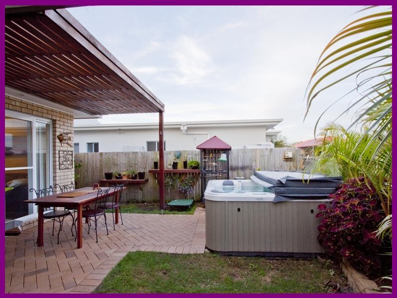10 Feathertop Circuit, Caloundra West QLD 4551