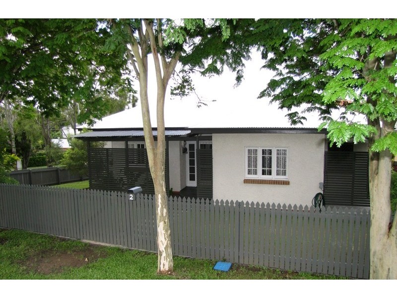 2 Greens Road, Coorparoo QLD 4151