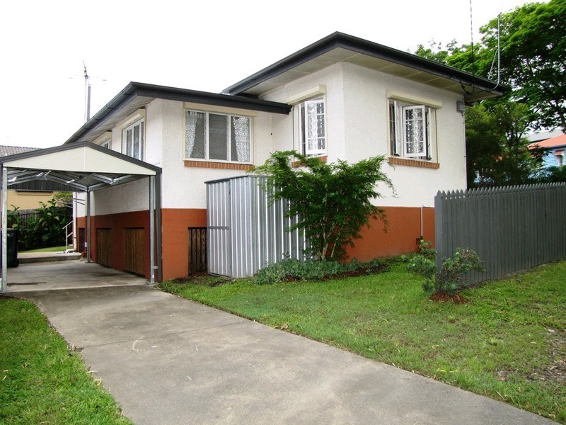 2 Greens Road, Coorparoo QLD 4151