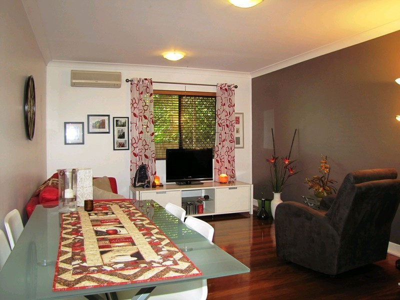 3/101 Dunellan Street, Greenslopes QLD 4120