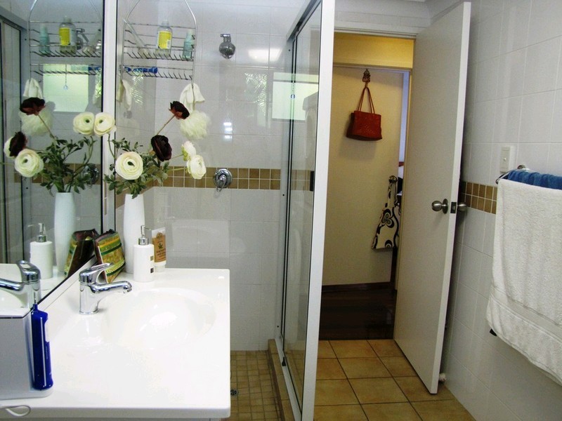 3/101 Dunellan Street, Greenslopes QLD 4120