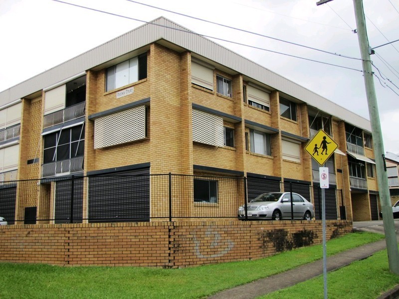 8/16 Regina Street, Greenslopes QLD 4120