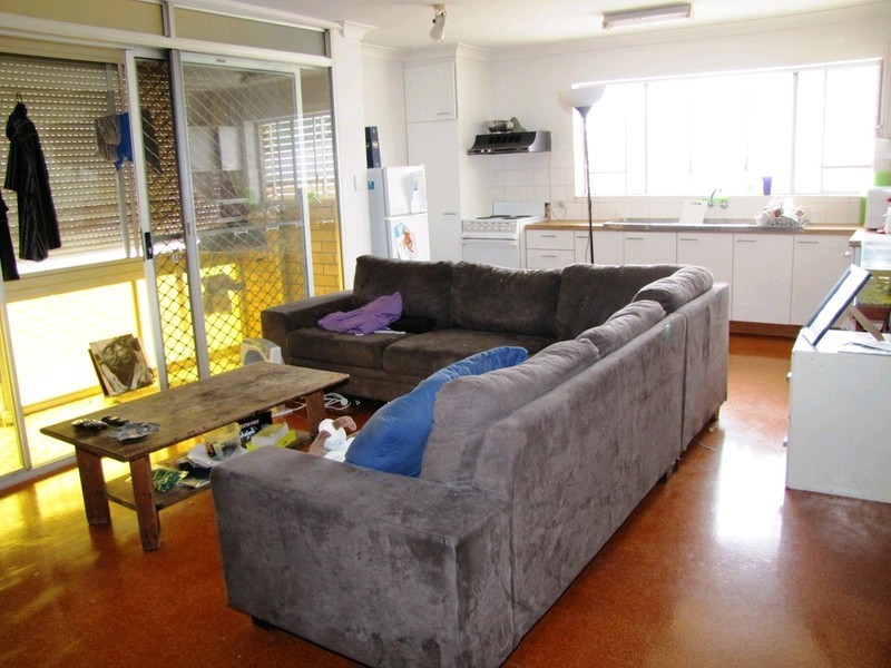 8/16 Regina Street, Greenslopes QLD 4120