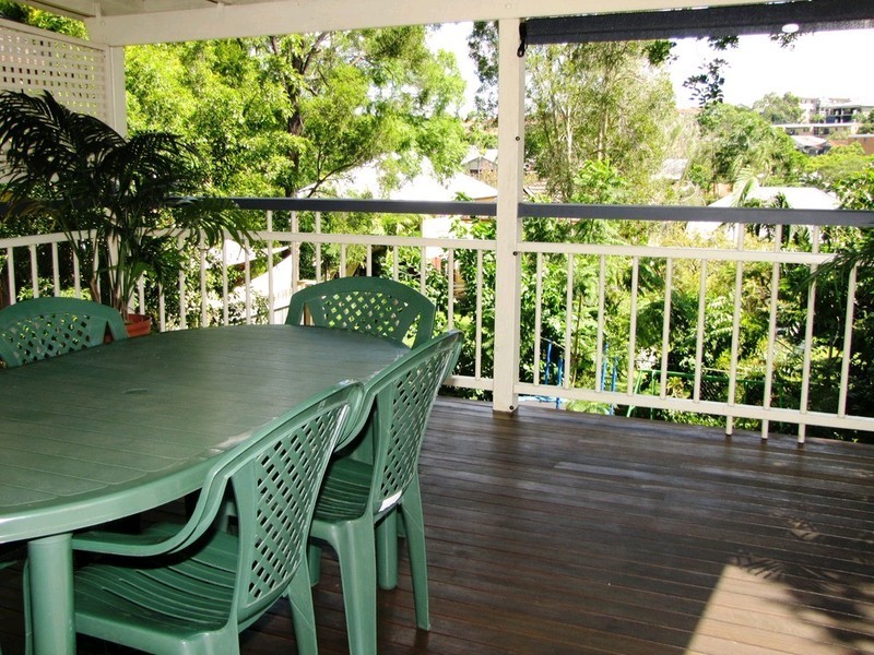 47 Nicklin Street, Coorparoo QLD 4151