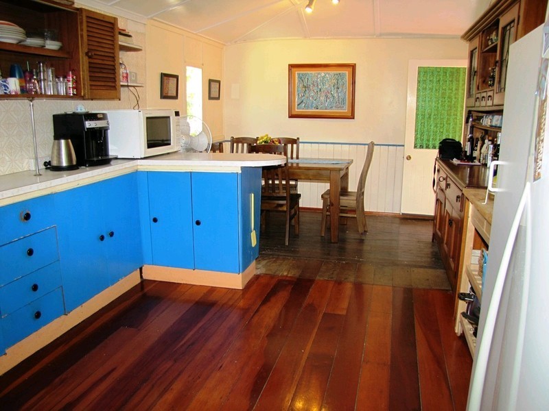 15 Rowland Street, Coorparoo QLD 4151