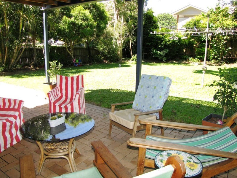 15 Rowland Street, Coorparoo QLD 4151