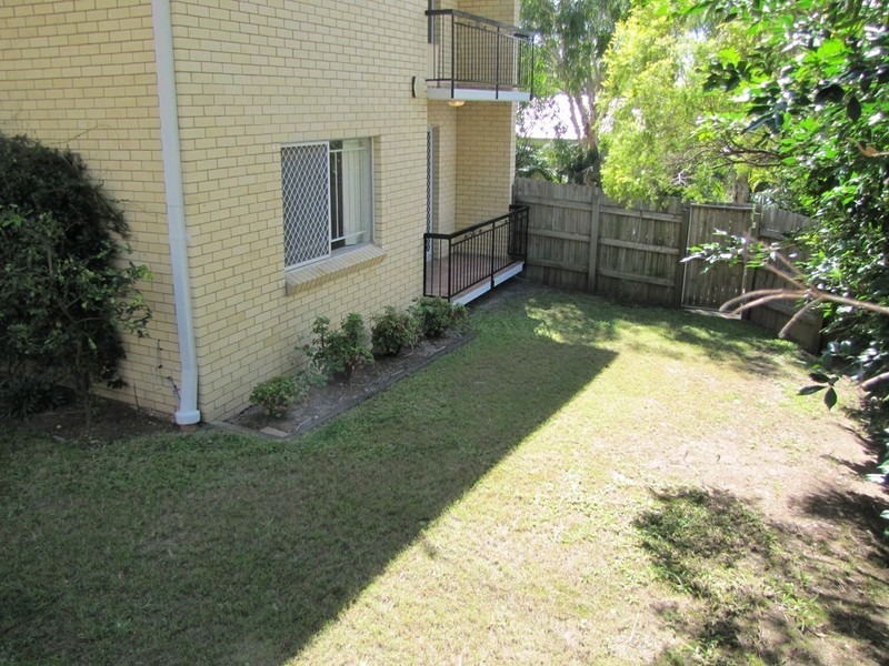 2/33 Thomas Street, Greenslopes QLD 4120