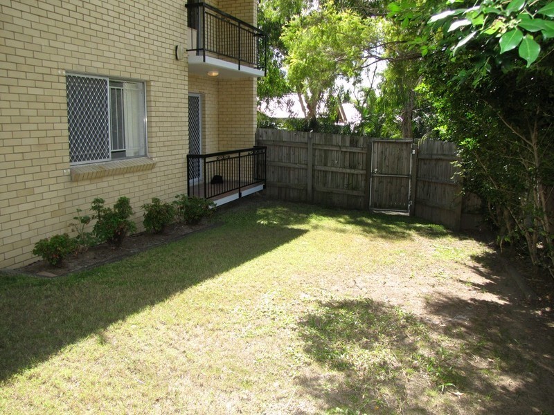 2/33 Thomas Street, Greenslopes QLD 4120