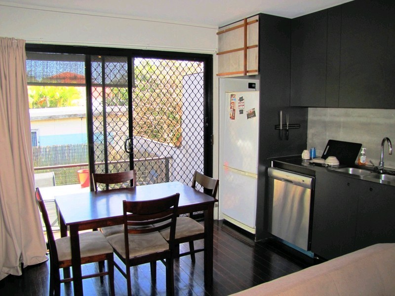 2/7 Withington Street, East Brisbane QLD 4169