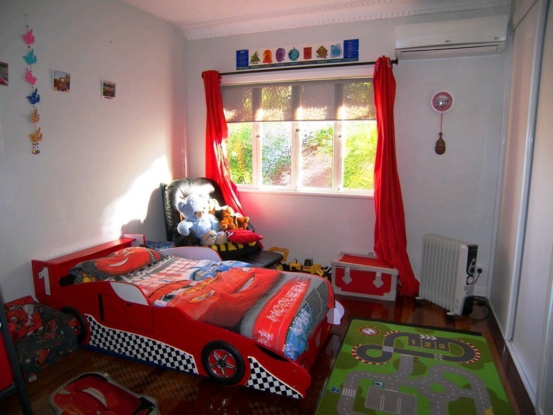 32 Derby Street, Coorparoo QLD 4151