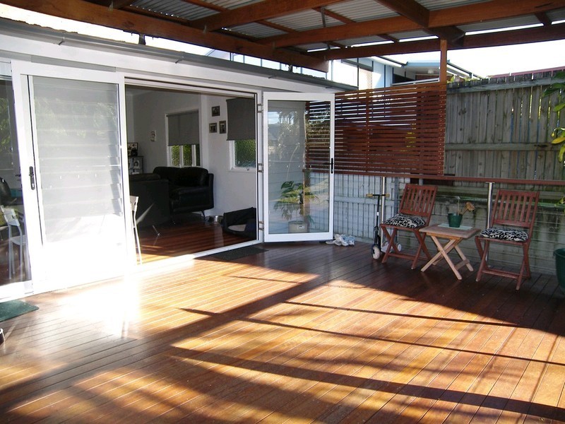 32 Derby Street, Coorparoo QLD 4151