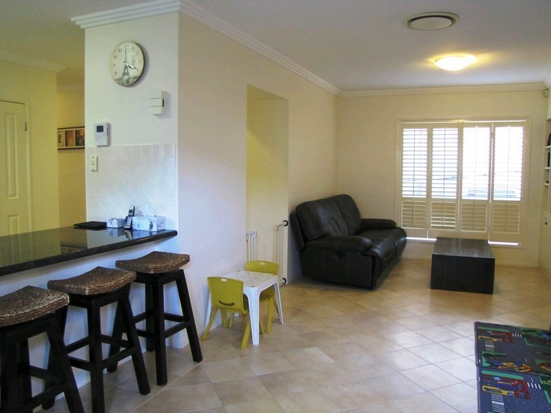 10 Patrick Street, Norman Park QLD 4170