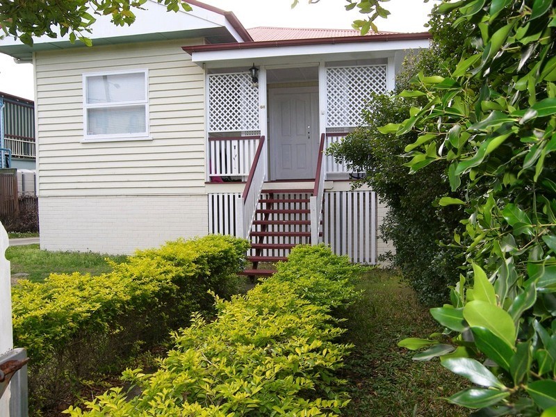 64 Shire Street, Coorparoo QLD 4151