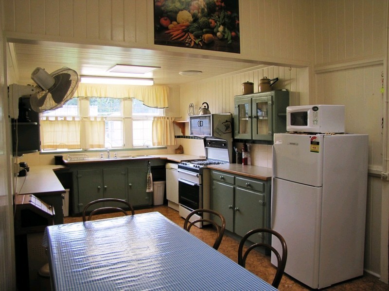 16 Headfort Street, Greenslopes QLD 4120