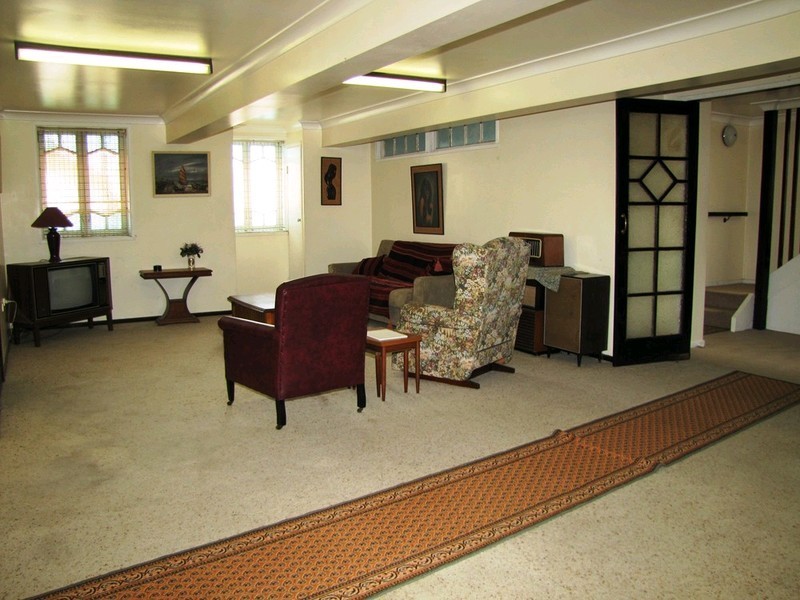 16 Headfort Street, Greenslopes QLD 4120