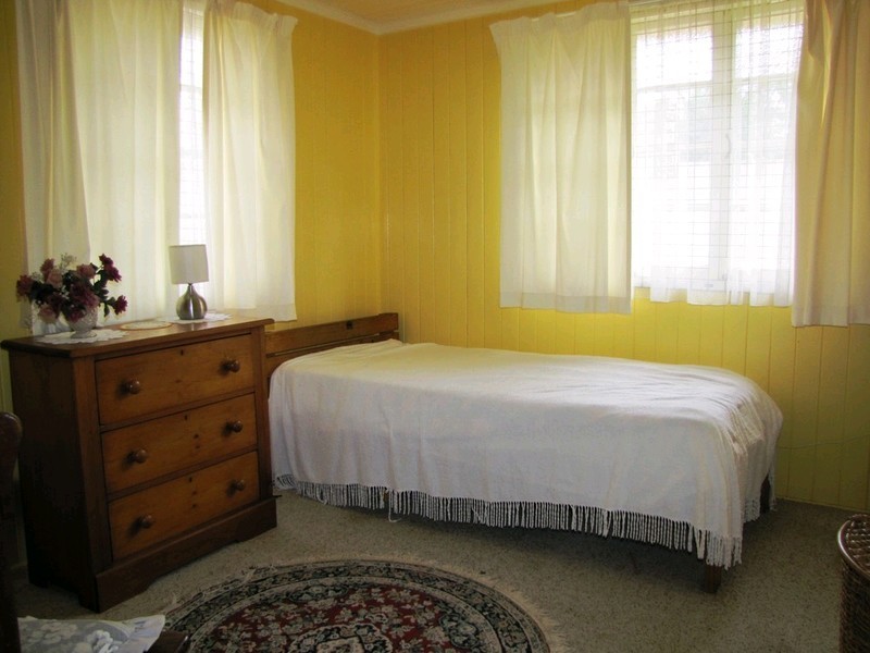 16 Headfort Street, Greenslopes QLD 4120