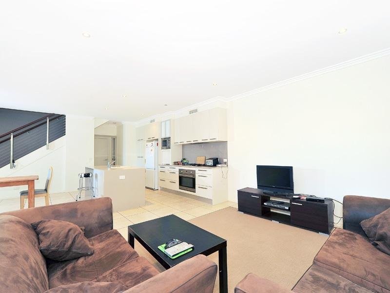 1/263 Cavendish Road, Coorparoo QLD 4151