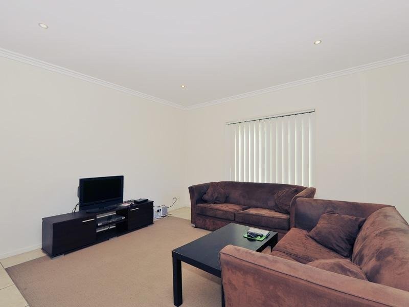 1/263 Cavendish Road, Coorparoo QLD 4151