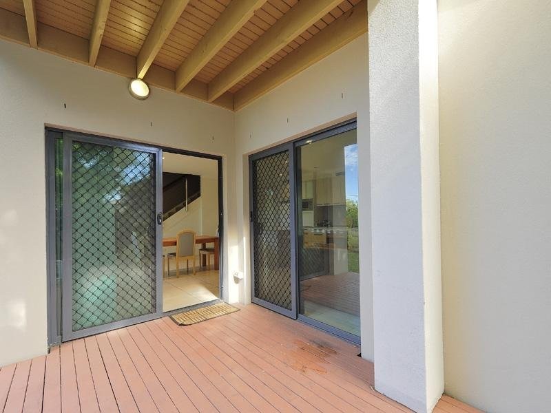 1/263 Cavendish Road, Coorparoo QLD 4151