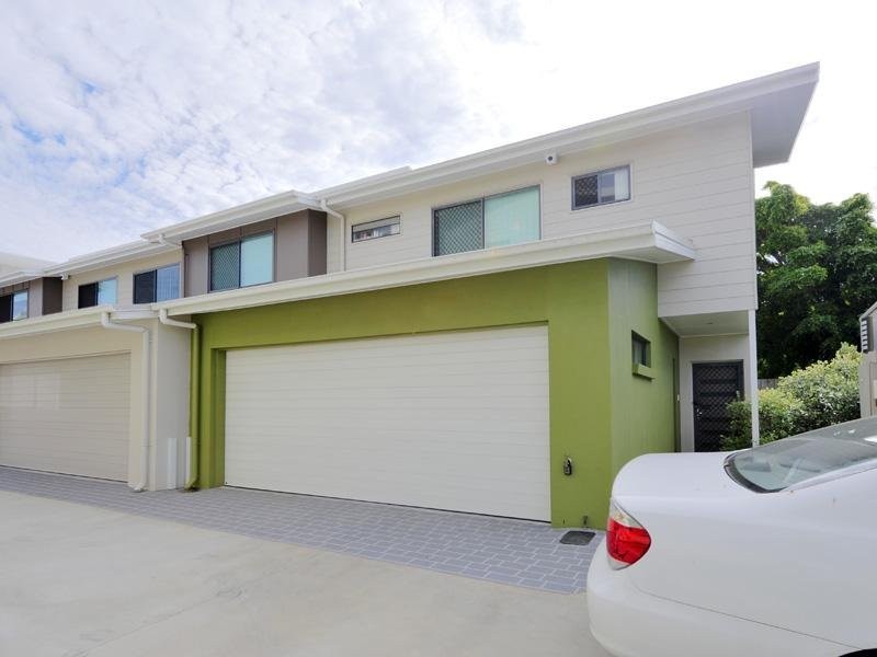 1/263 Cavendish Road, Coorparoo QLD 4151